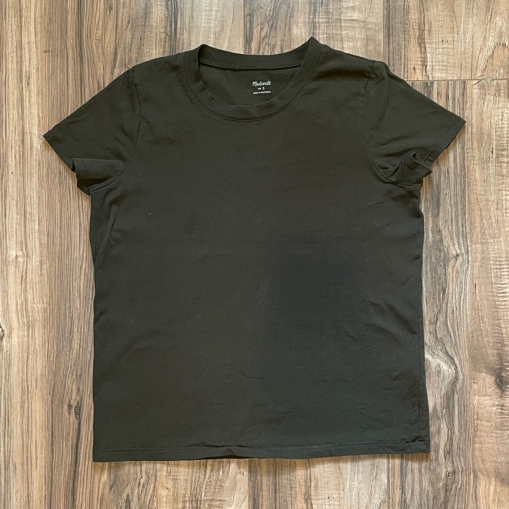 *UPDATED* Madewell Tshirt Green Small